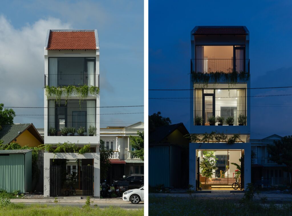 Mặt tiền của ngôi nhà mang đậm nét truyền thống Nam Bộ với mái ngói đỏ.